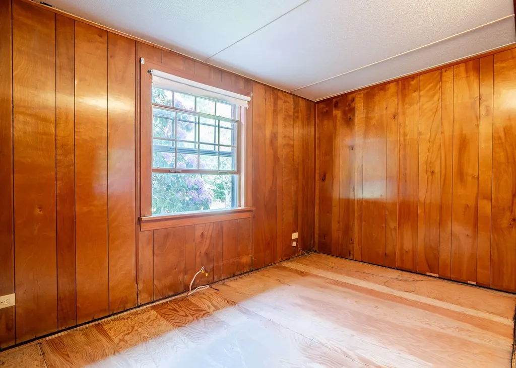 690 Old Portland Road Brunswick ME 04011