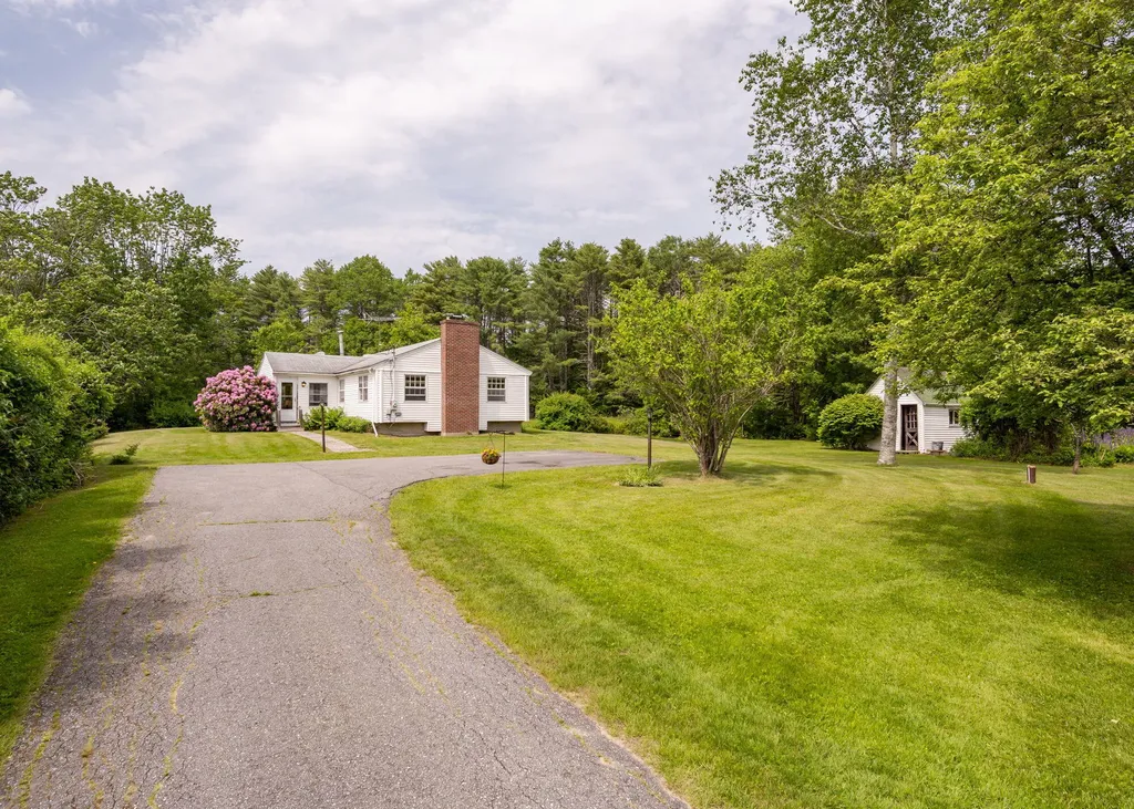690 Old Portland Road Brunswick ME 04011