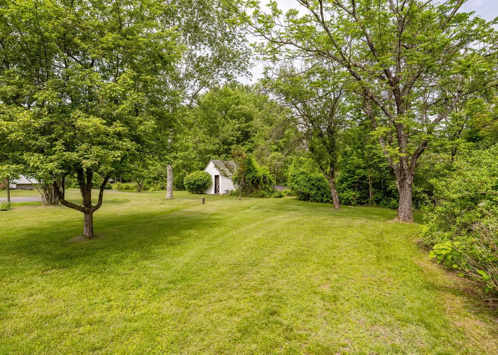 690 Old Portland Road Brunswick ME 04011