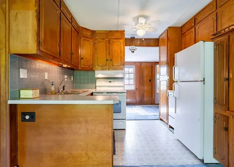 690 Old Portland Road Brunswick ME 04011