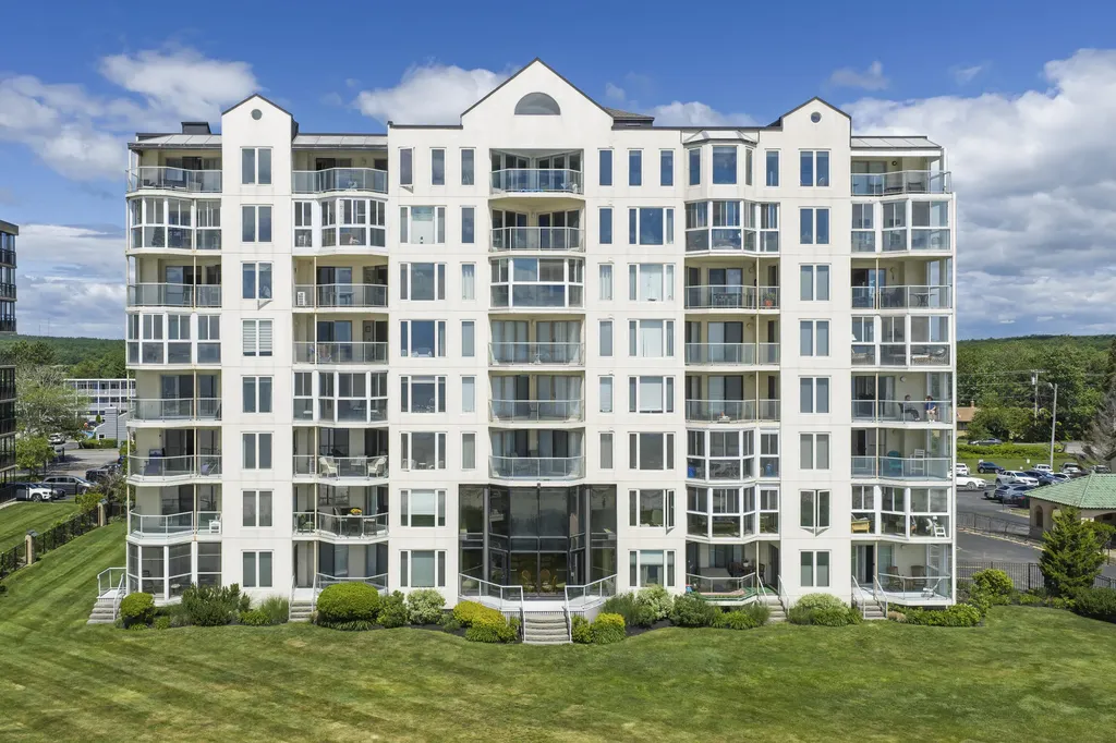 207 E Grand Avenue Old Orchard Beach ME 04064