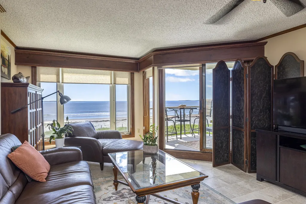 207 E Grand Avenue Old Orchard Beach ME 04064