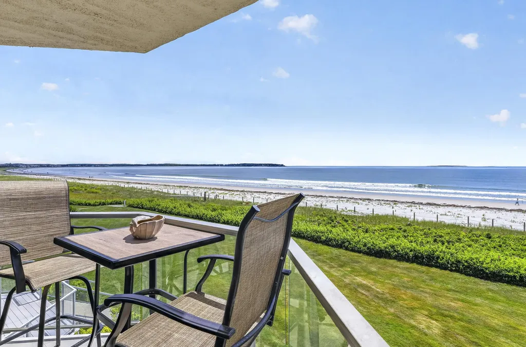 207 E Grand Avenue Old Orchard Beach ME 04064