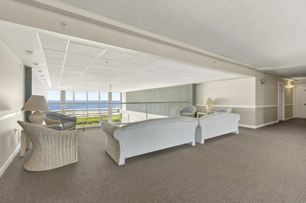 207 E Grand Avenue Old Orchard Beach ME 04064