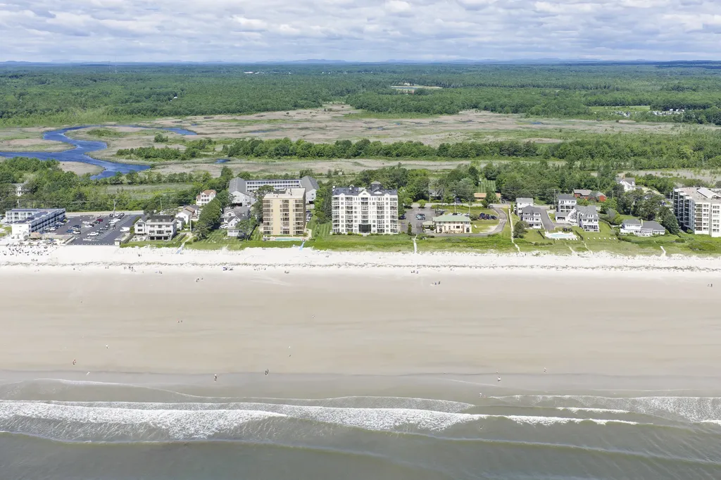 207 E Grand Avenue Old Orchard Beach ME 04064