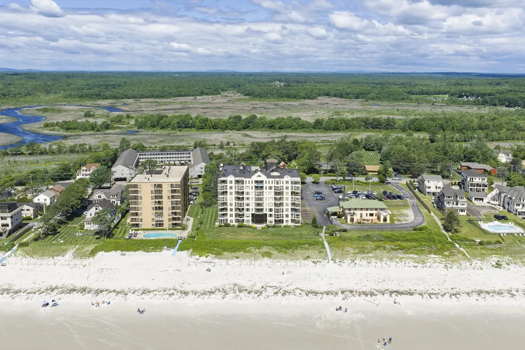 207 E Grand Avenue Old Orchard Beach ME 04064