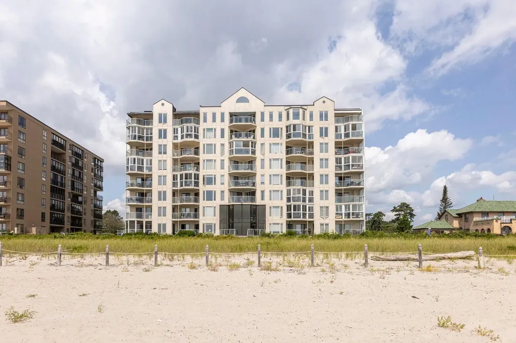 207 E Grand Avenue Old Orchard Beach ME 04064