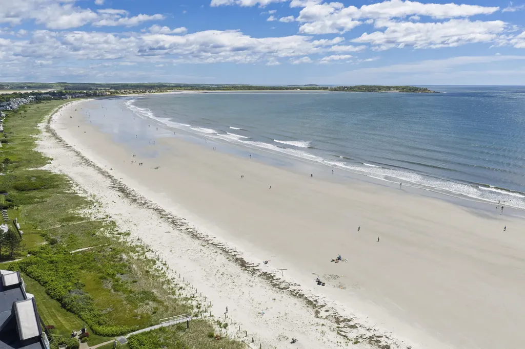 207 E Grand Avenue Old Orchard Beach ME 04064