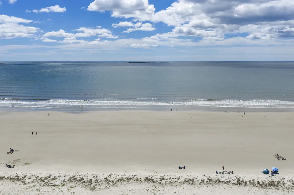 207 E Grand Avenue Old Orchard Beach ME 04064