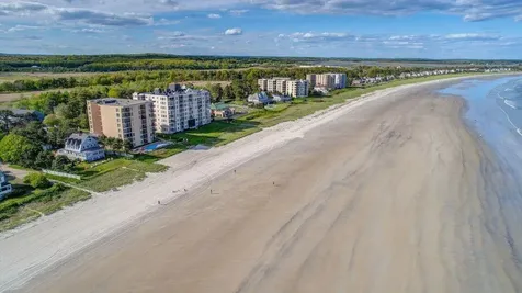 207 E Grand Avenue Old Orchard Beach ME 04064