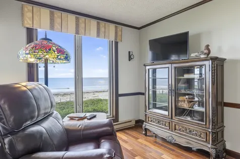 207 E Grand Avenue Old Orchard Beach ME 04064