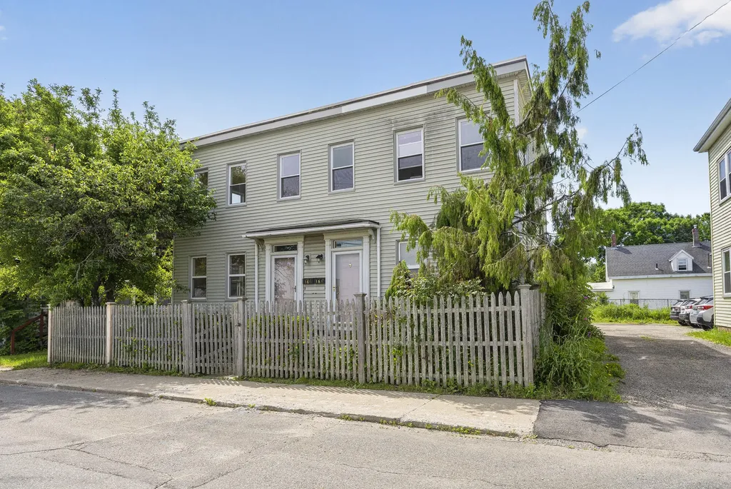 186 Front Street South Portland ME 04106