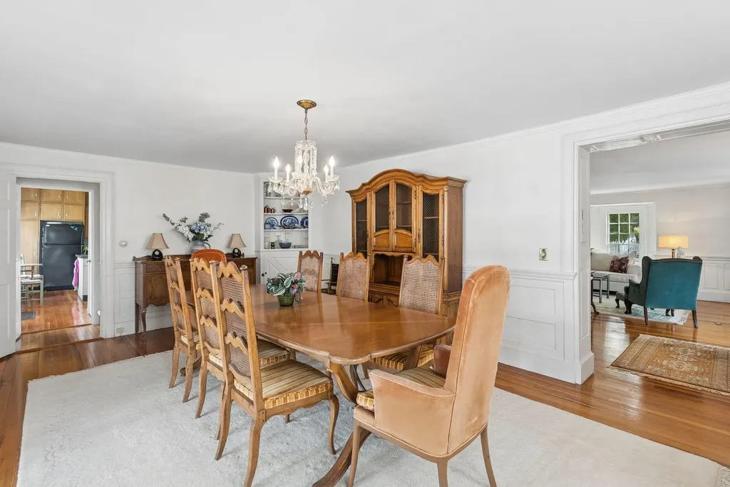 49 Ocean Avenue Kennebunkport ME 04046