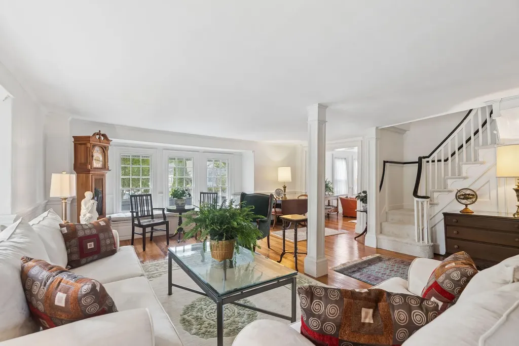 49 Ocean Avenue Kennebunkport ME 04046
