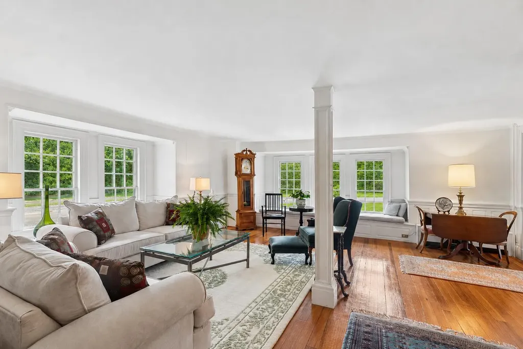 49 Ocean Avenue Kennebunkport ME 04046