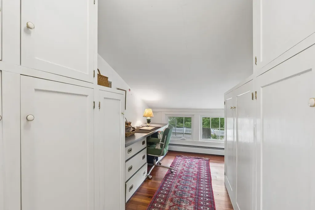 49 Ocean Avenue Kennebunkport ME 04046