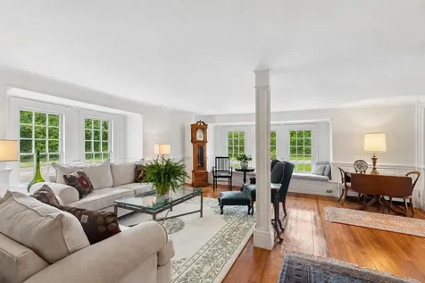 49 Ocean Avenue Kennebunkport ME 04046