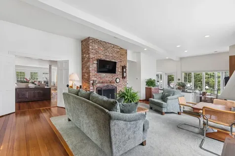 49 Ocean Avenue Kennebunkport ME 04046