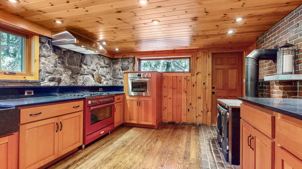 445 N Hill Road Buckfield ME 04220