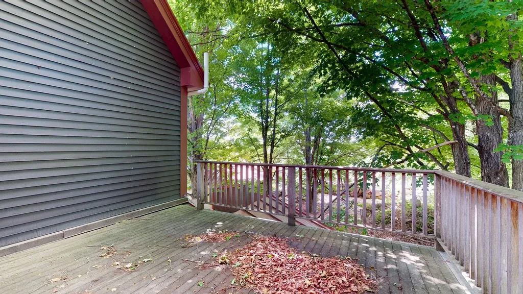 445 N Hill Road Buckfield ME 04220