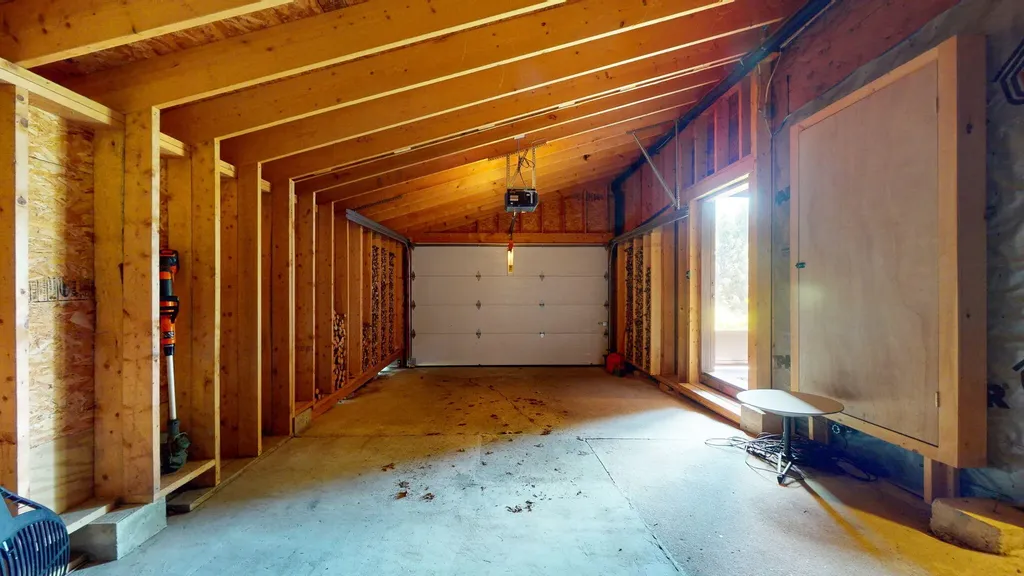 445 N Hill Road Buckfield ME 04220