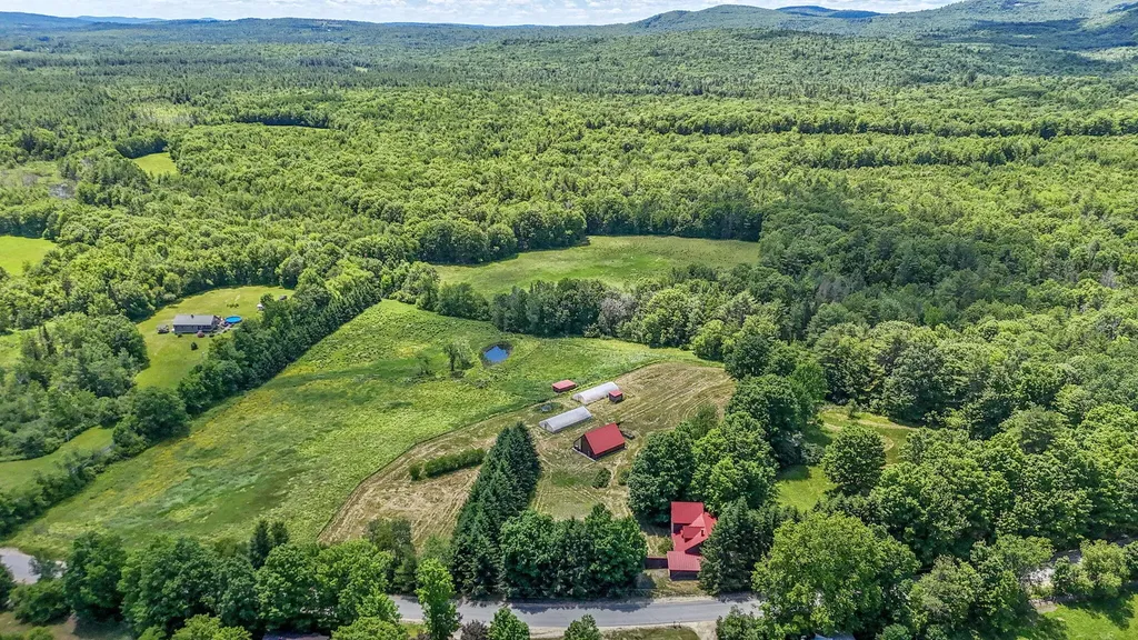 445 N Hill Road Buckfield ME 04220