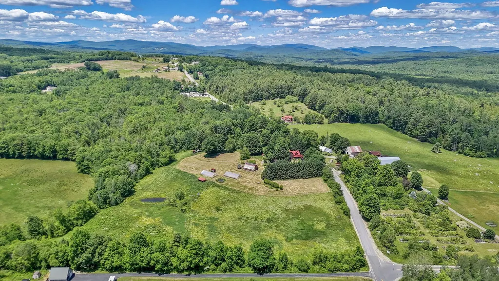 445 N Hill Road Buckfield ME 04220