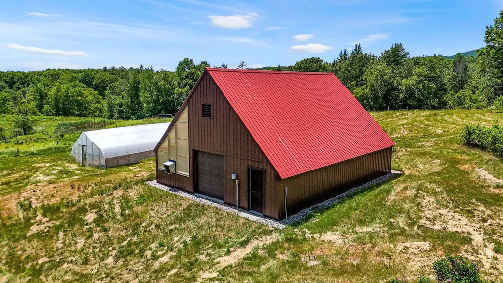 445 N Hill Road Buckfield ME 04220