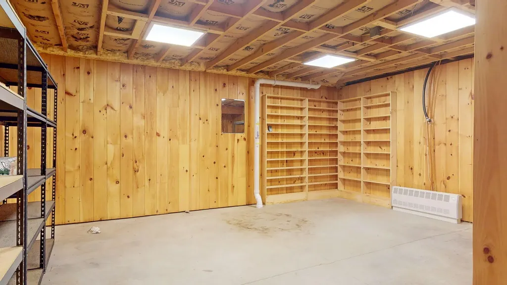 445 N Hill Road Buckfield ME 04220