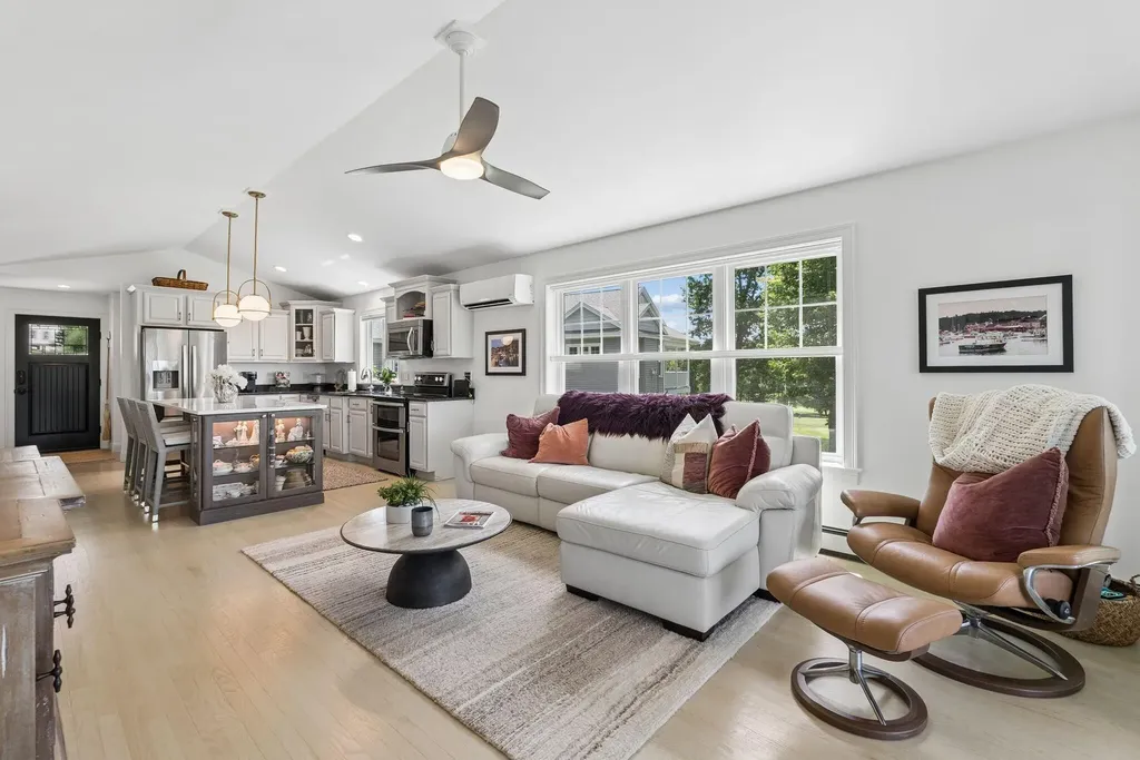 23 Callaway Drive Gray ME 04039