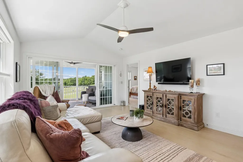23 Callaway Drive Gray ME 04039