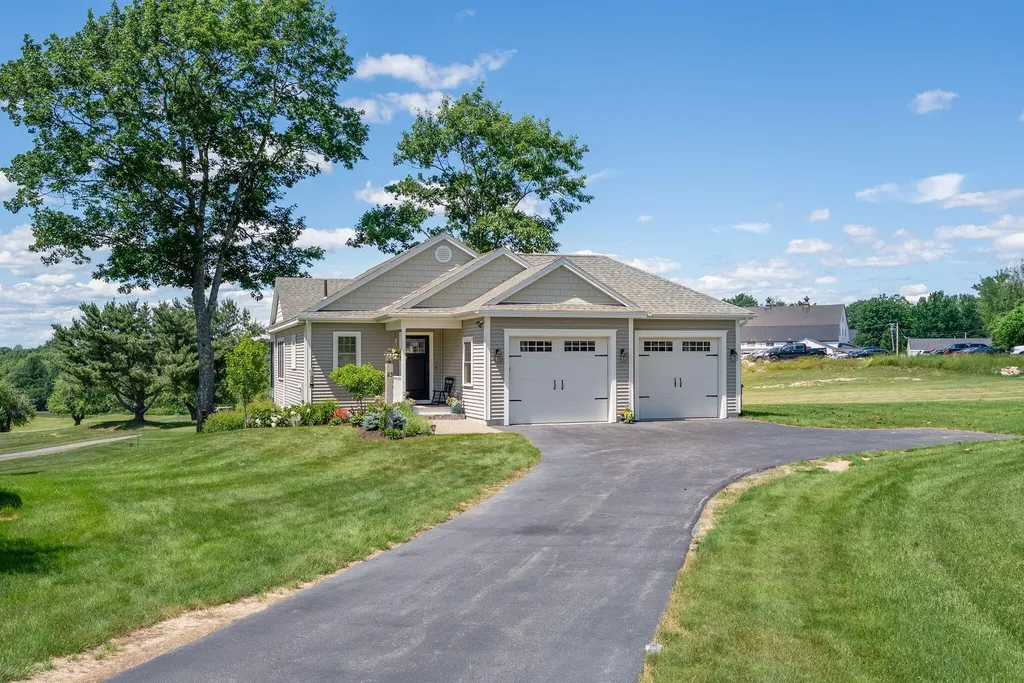 23 Callaway Drive Gray ME 04039