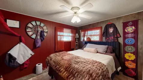 8 Ledgemere Lane Lewiston ME 04240