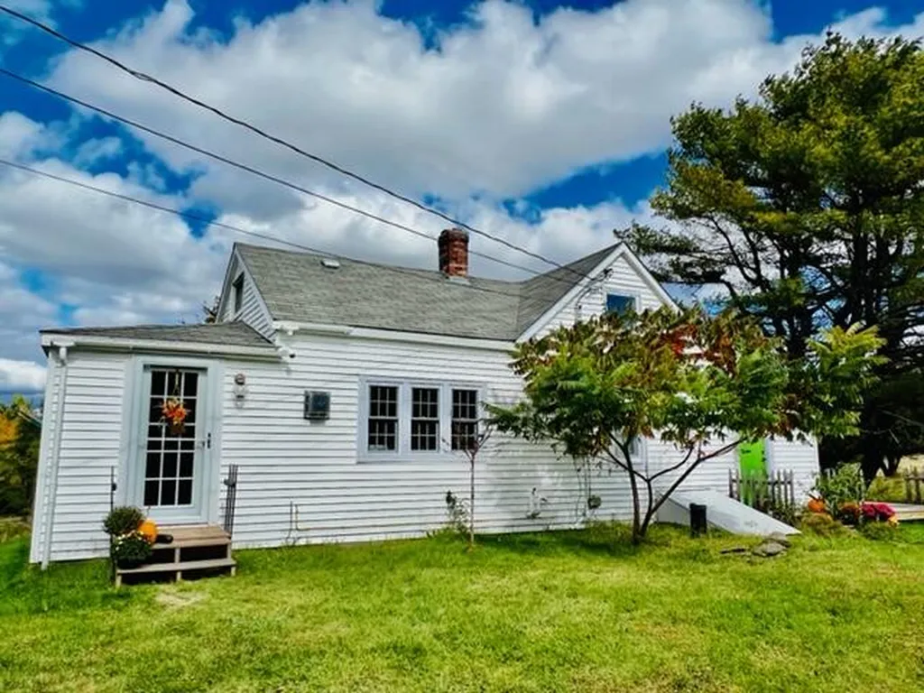 1023 Silver Lake Road Bucksport ME 04416