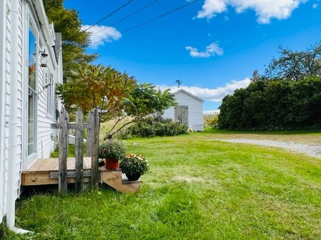 1023 Silver Lake Road Bucksport ME 04416