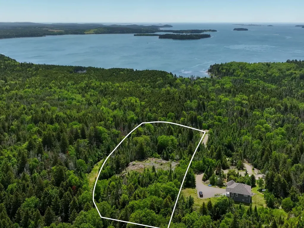 M2 L6-3e Nepp Point Road Roque Bluffs ME 04654