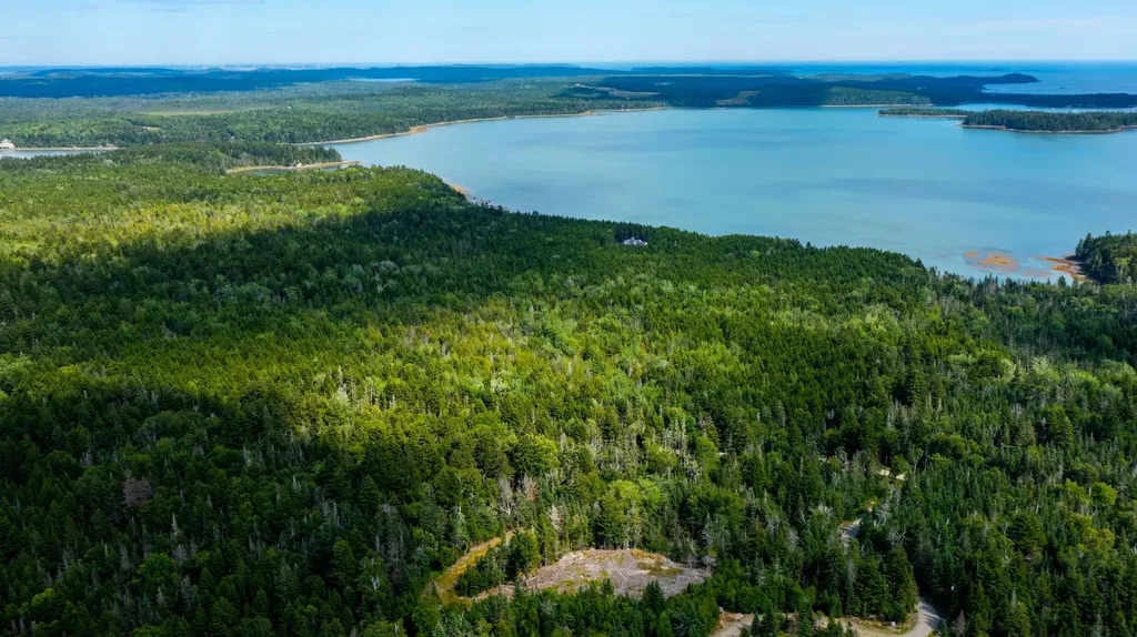 M2 L6-3e Nepp Point Road Roque Bluffs ME 04654