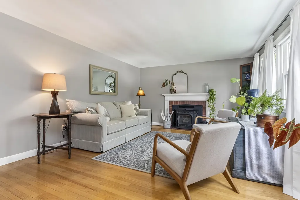 381 Ludlow Street Portland ME 04102