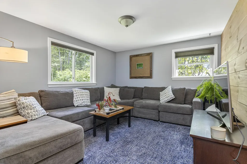 381 Ludlow Street Portland ME 04102