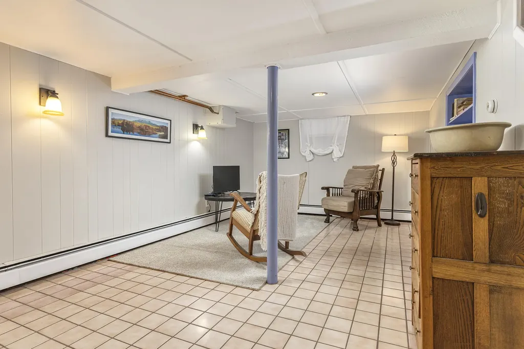 381 Ludlow Street Portland ME 04102