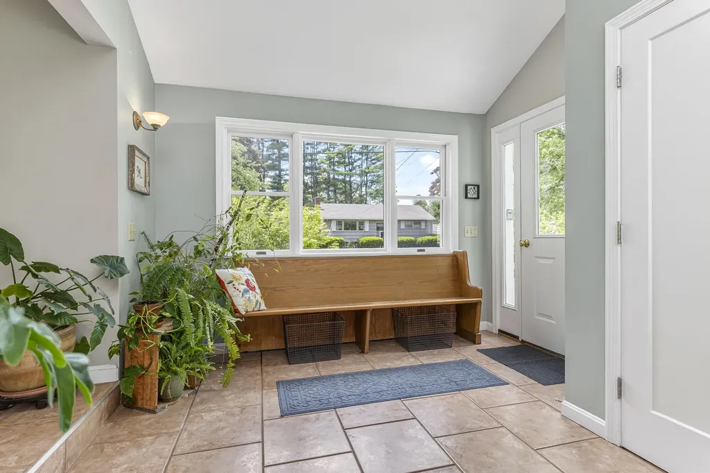 381 Ludlow Street Portland ME 04102