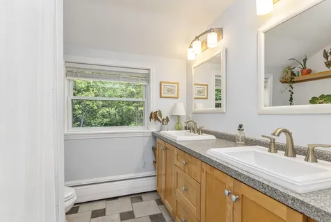 381 Ludlow Street Portland ME 04102