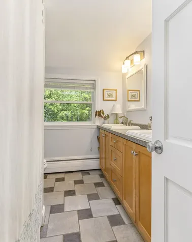 381 Ludlow Street Portland ME 04102