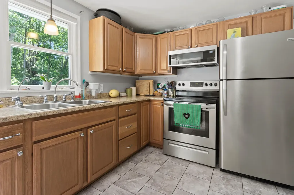 607 Granite Street Yarmouth ME 04096