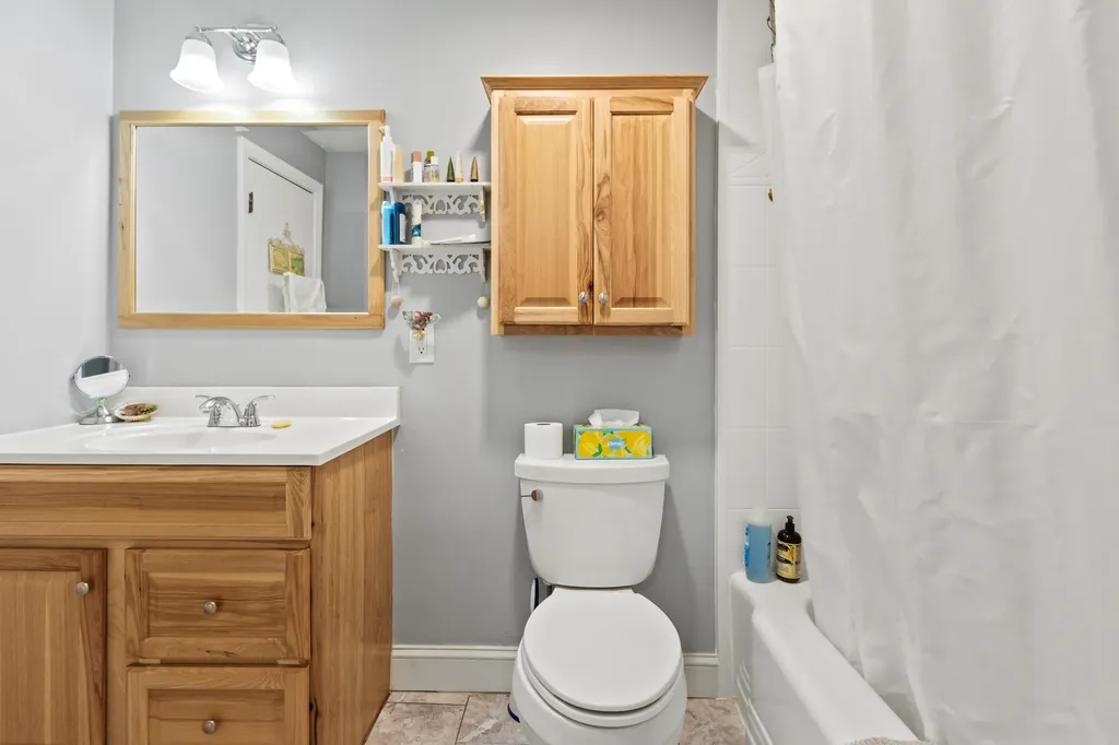 607 Granite Street Yarmouth ME 04096
