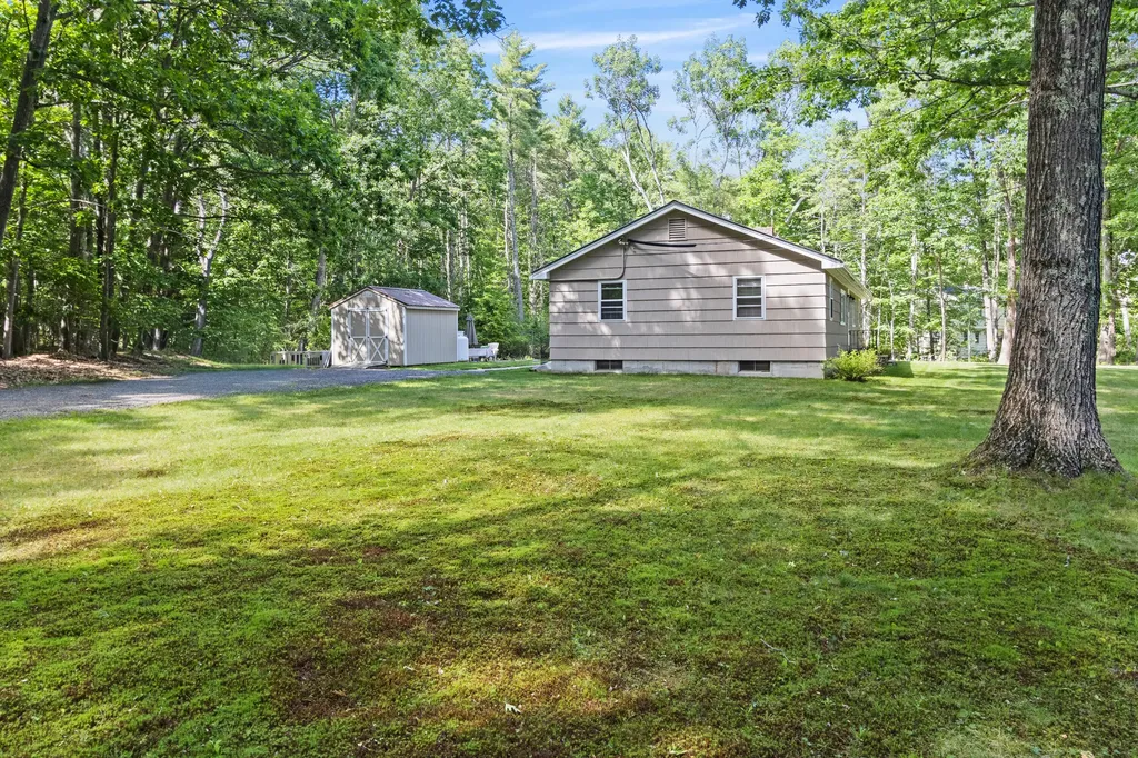 607 Granite Street Yarmouth ME 04096