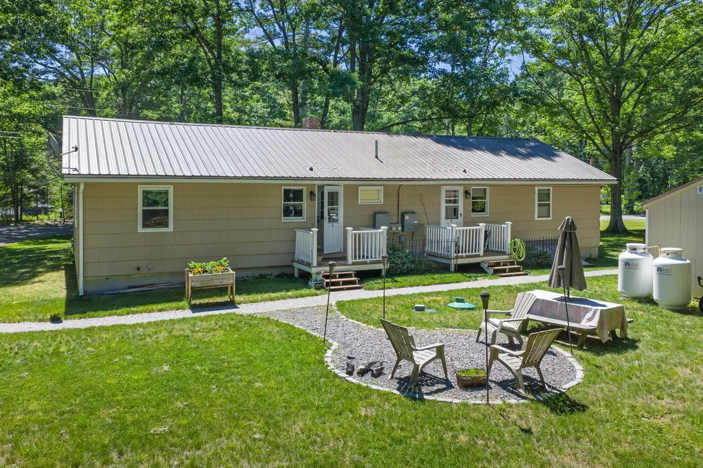607 Granite Street Yarmouth ME 04096