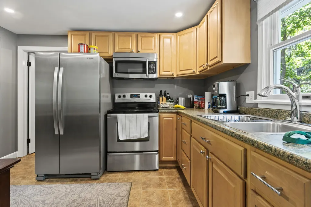 607 Granite Street Yarmouth ME 04096