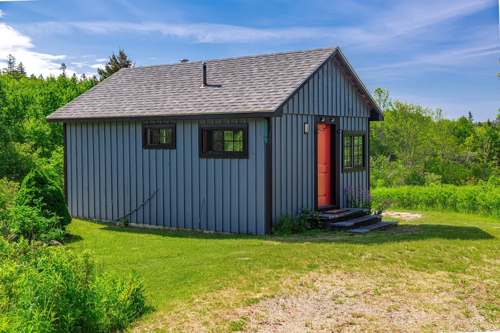 714 Tremont Road Tremont ME 04612