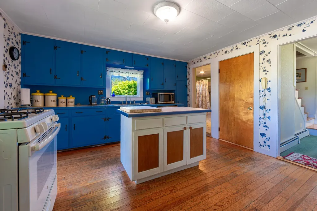 714 Tremont Road Tremont ME 04612
